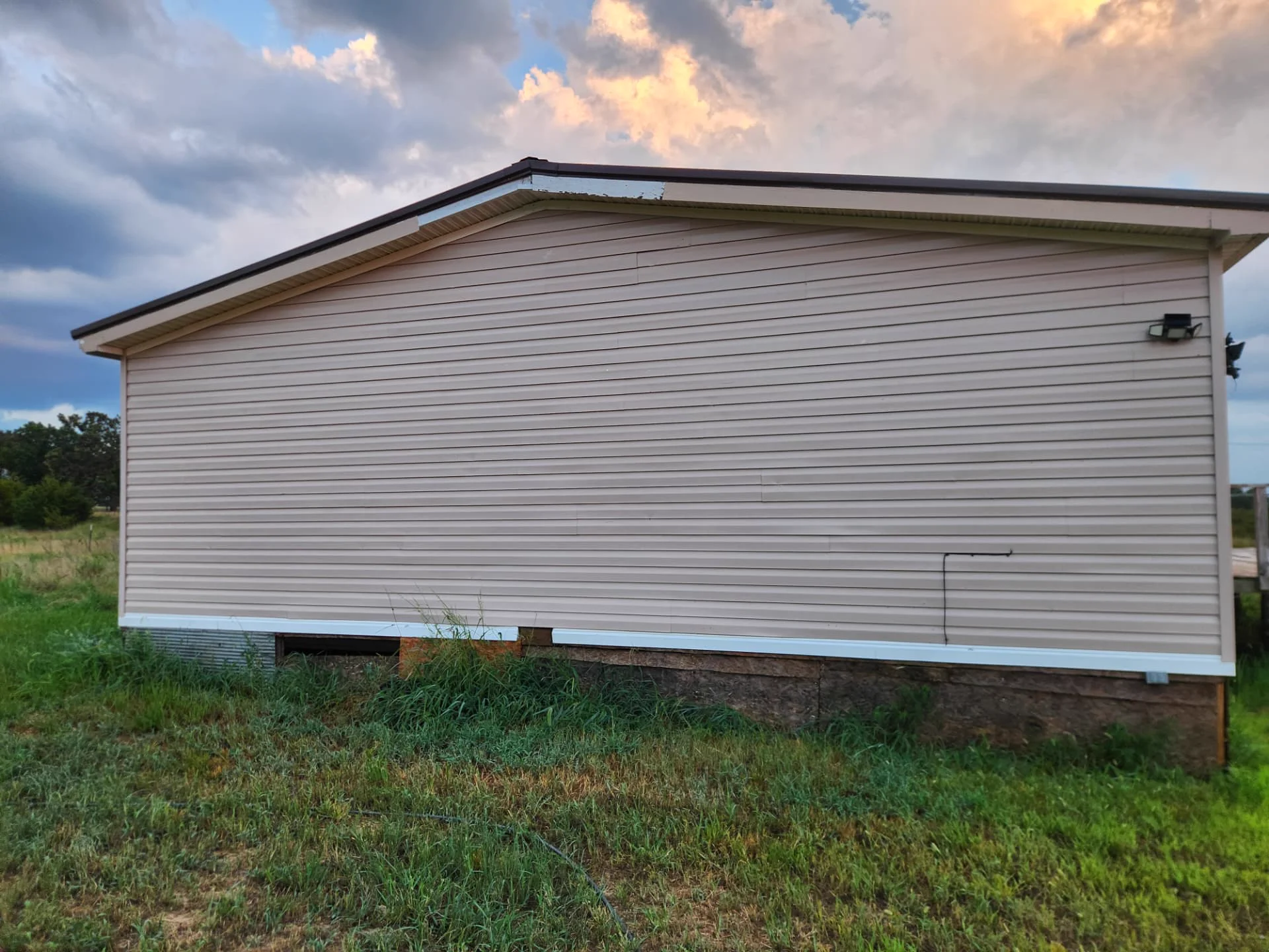 Before and after House Washing